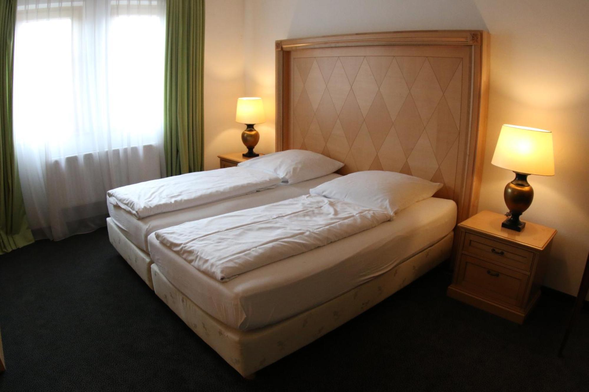 Gaestehaus Bavaria Регенсбург Экстерьер фото